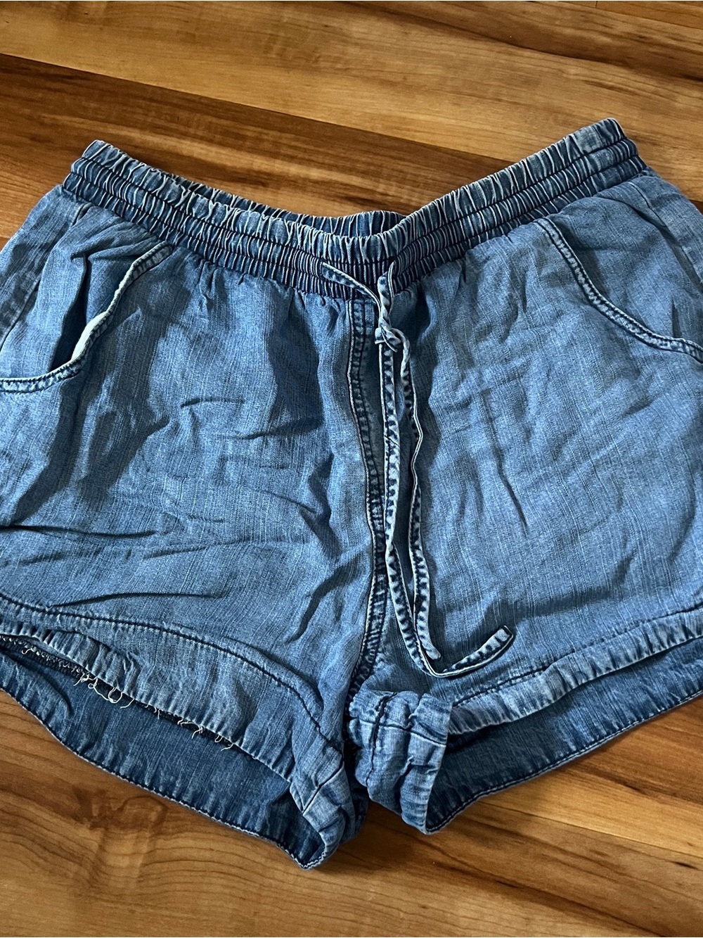 Universal Thread Light Blue Elastic Waist Denim Shorts